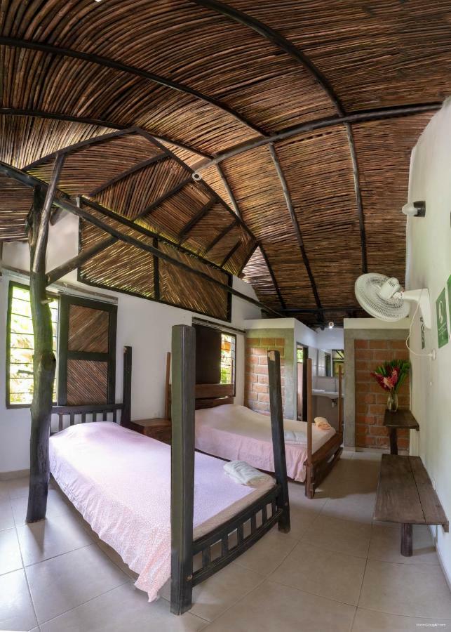 Hostal La Media Luna Паломіно Екстер'єр фото